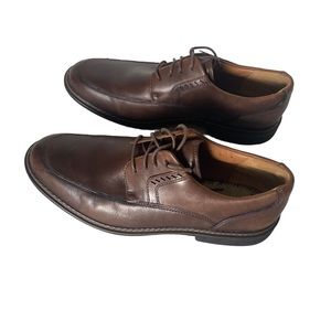 Clark’s strutured  brown leather loafers size 13 M (SH1 )